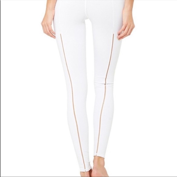 Alo Dash Legging - Picture 4 of 6